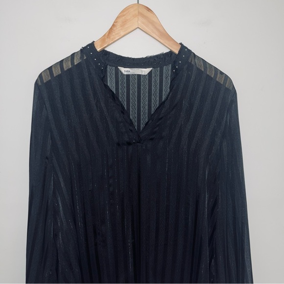 Zara Blouse Women’s Size Medium Black Striped Sheer‎ Satin Silver Studded Ruffle - Picture 4 of 11